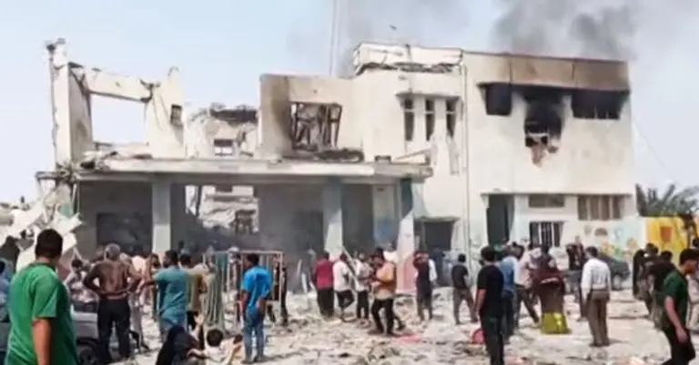 ইসরাইলি হামলায় ক্ষতিগ্রস্ত স্কুল ভবন